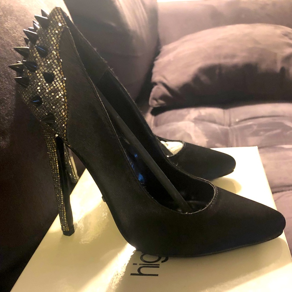 Ladies heels